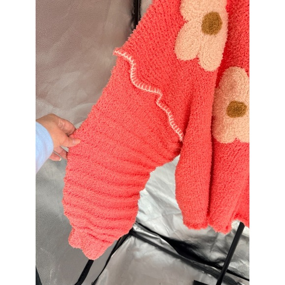 POL Coral and Daisy Fluffy Cowl Neck Sweater Sz M 0060 - Picture 3 of 4